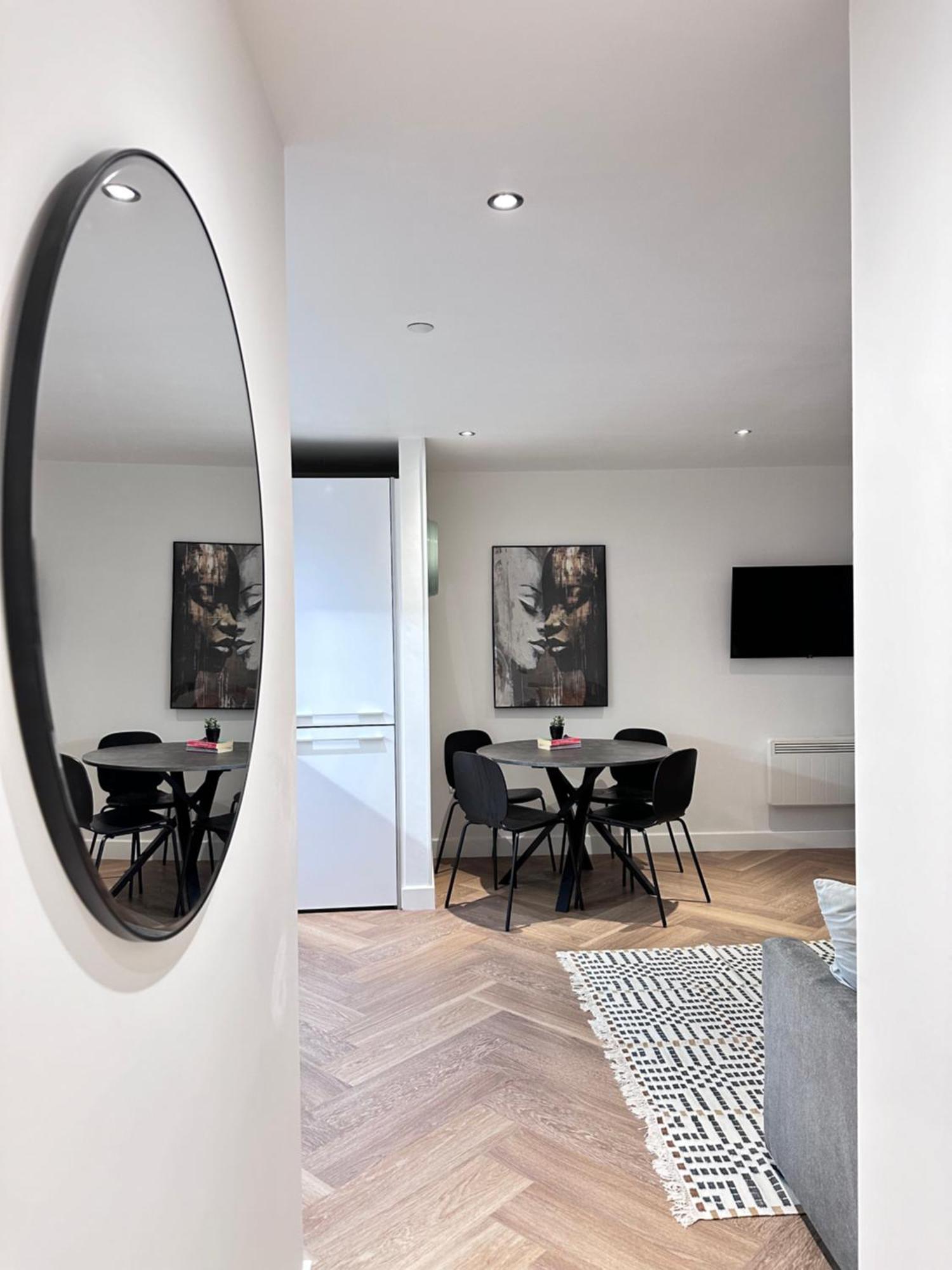 Marsh House - 2 Bedroom In The Heart Of The Appartamento Bristol